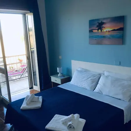 Le Dune בית הארחה